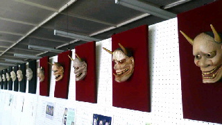 320(W)×180(H) 32.49